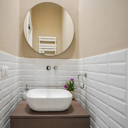 Pensión Mimi's - Charming Old Town 3*