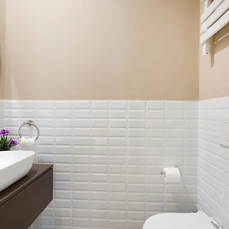 Mimi's - Charming Old Town بيت ضيافة 3*