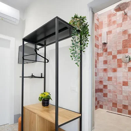 Mimi's - Charming Old Town バーリ