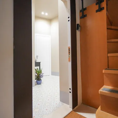 Mimi's - Charming Old Town ゲストハウス バーリ